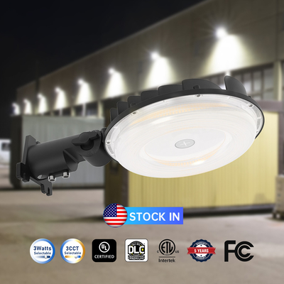 مصباح الحظيرة LED 100W 12000 لومن مستشعر الخلايا الضوئية من الغسق إلى الفجر IP65 UL DLC cUL المعتمد